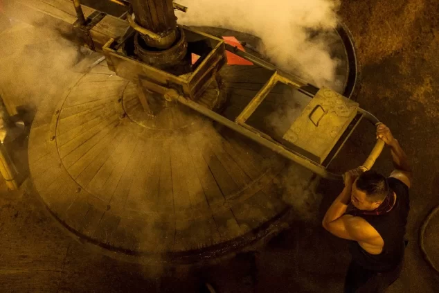 梦之蓝手工班燃起“火种”，让文化自信绽放时代光芒！