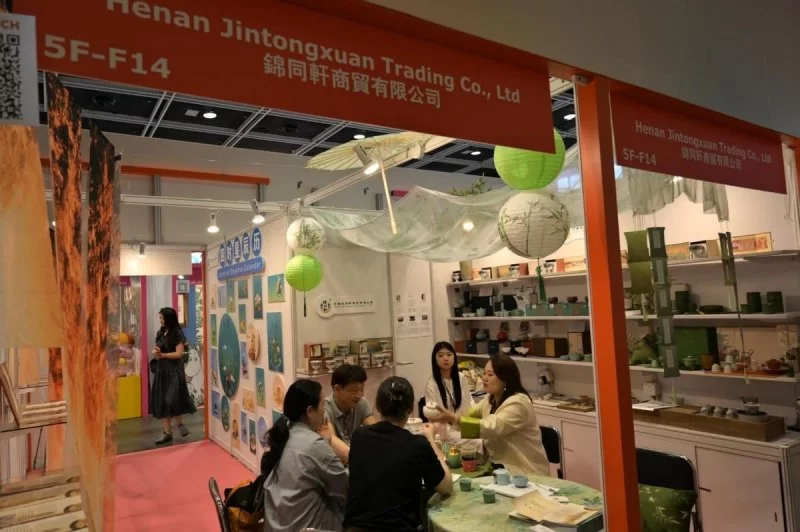 2024年“中国文化和旅游IP授权系列活动”在香港举行(图16) 2024“中国文化和旅游IP授权系列活动”吸引世界各地超550个授权项目参与(图16)