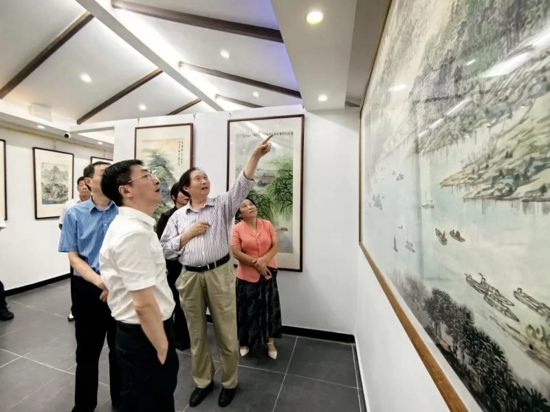 庆祝建党103周年——香山杨留义城市山水画艺术馆揭牌暨城市山水画展开幕(图2) 庆祝建党103周年——香山杨留义城市山水画艺术馆揭牌暨城市山水画展开幕(图2)