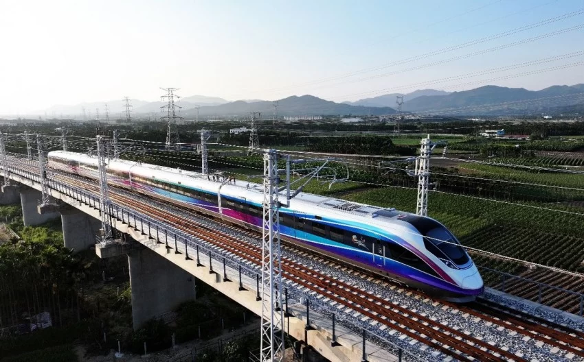 “最潮”动车组三亚上线运营(图8) “最潮”动车组三亚上线运营(图8)