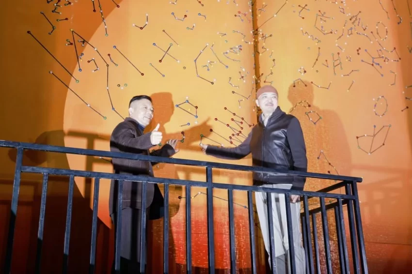 用传承技艺描绘北京中轴线, 巨幅漆画问世于正阳门,三幅知名中轴线画作同时亮相(图5) 用传承技艺描绘北京中轴线, 巨幅漆画问世于正阳门,三幅知名中轴线画作同时亮相(图5)