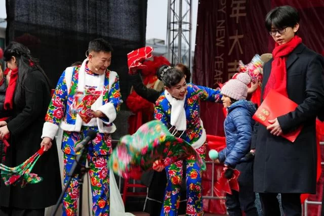 新春乐章唱响多瑙河畔——2025年欢乐春节演出活动在匈牙利布达佩斯举行(图8) 新春乐章唱响多瑙河畔——2025年欢乐春节演出活动在匈牙利布达佩斯举行(图8)