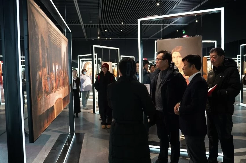 “沧州遇见达芬奇·全球光影艺术体验大展”启幕(图2) “沧州遇见达芬奇·全球光影艺术体验大展”启幕(图2)