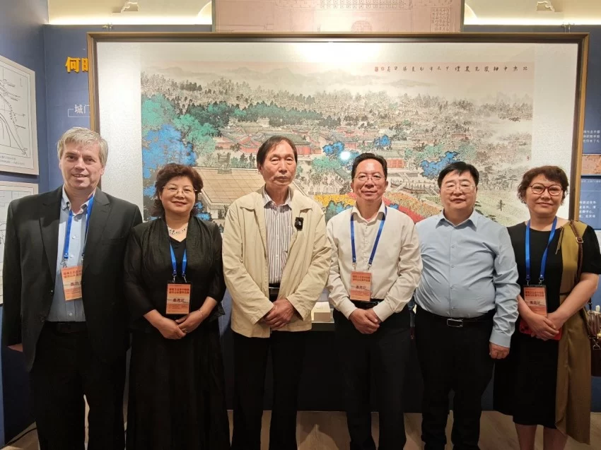 丹青绘中轴 文脉永传承  ——“庆祝北京中轴线申遗成功一周年·杨留义北京中轴线城市山水画展”在京开幕(图4)