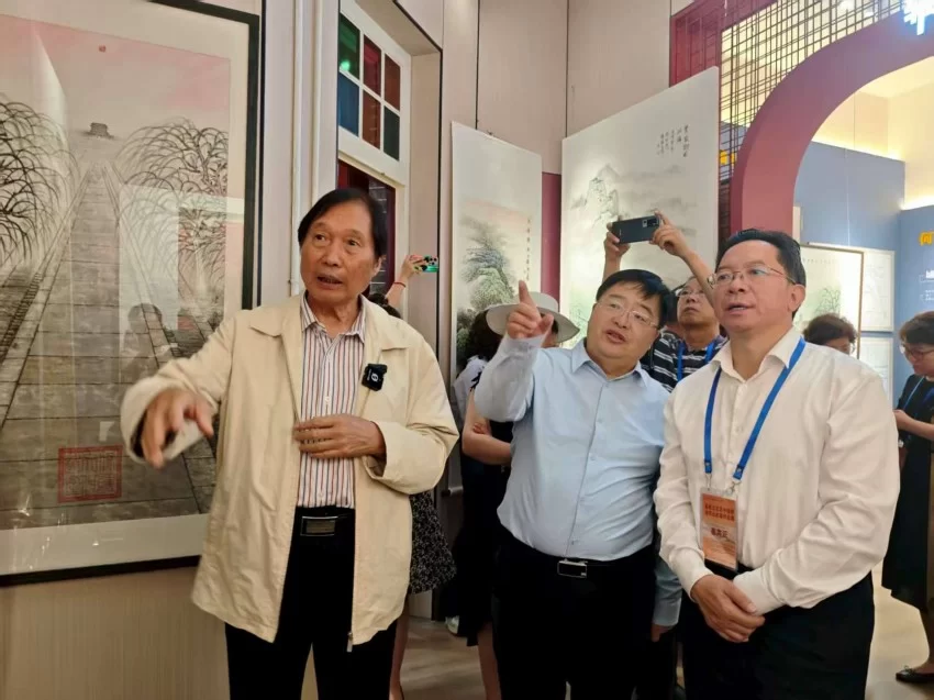 丹青绘中轴 文脉永传承  ——“庆祝北京中轴线申遗成功一周年·杨留义北京中轴线城市山水画展”在京开幕(图6)