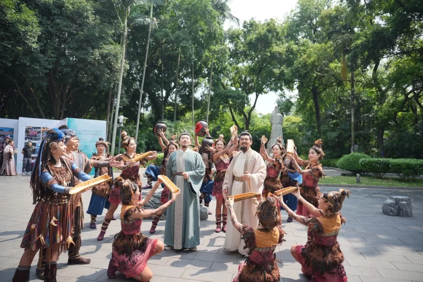 “官为民役”千年回响 民族歌剧新翻柳枝——专家、观众热议民族歌剧《柳柳州》(图5) “官为民役”千年回响 民族歌剧新翻柳枝——专家、观众热议民族歌剧《柳柳州》(图5)