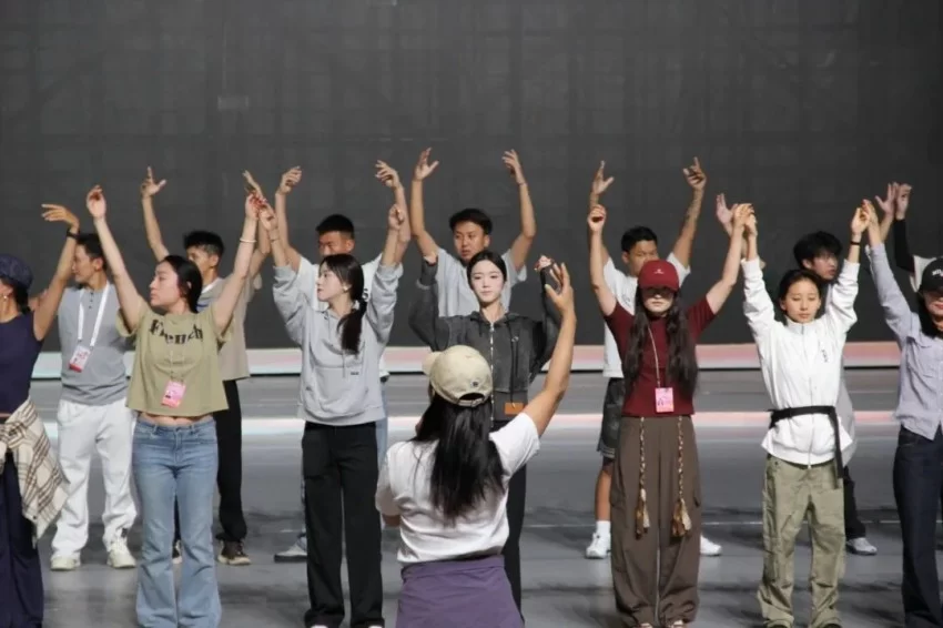 独家幕后 | 《雪域欢歌》响彻高原,砥砺奋进《新的征程》(图7) 独家幕后 | 《雪域欢歌》响彻高原,砥砺奋进《新的征程》(图7)