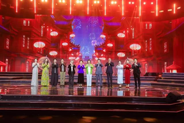 群星荟萃共绘马年新春诗意画卷,CETV诗意中国春晚录制圆满成功(图10) 群星荟萃共绘马年新春诗意画卷,CETV诗意中国春晚录制圆满成功(图10)