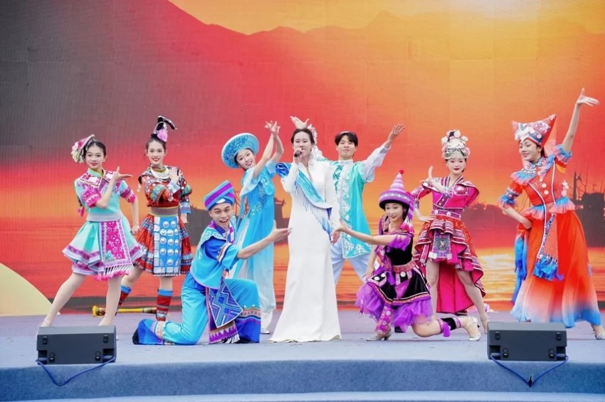 广西马山县六马村:流水欢歌迎客来(图6) 广西马山县六马村:流水欢歌迎客来(图6)