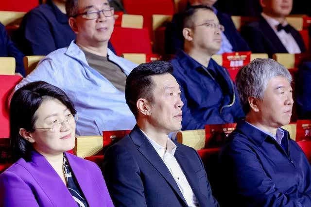 “新质赋能 活力海淀 唱响未来”——2026年“五月的鲜花”