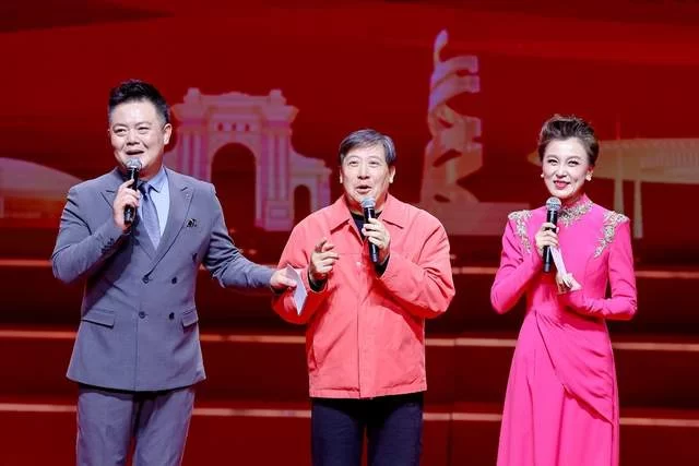 “新质赋能 活力海淀 唱响未来”——2026年“五月的鲜花”海淀职工歌咏比赛圆满落幕(图12) “新质赋能 活力海淀 唱响未来”——2026年“五月的鲜花”海淀职工歌咏比赛圆满落幕(图12)