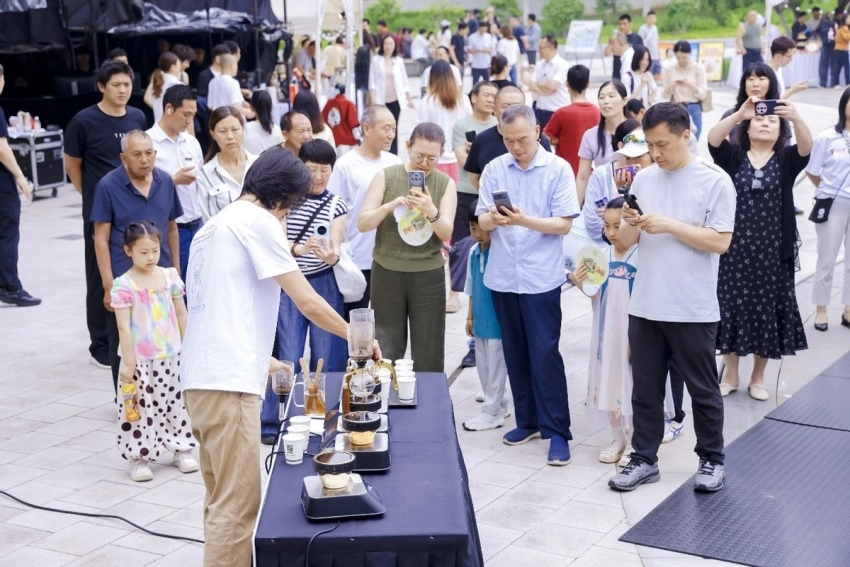 潮玩端午 戏韵怀柔——2026怀柔国潮文化季端午游园会亮相城市客厅(图5)