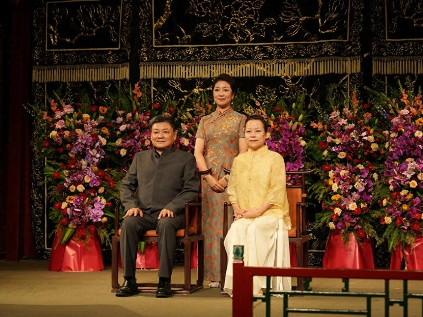 北方昆曲剧院张明明拜师府剑萍 共续昆曲提琴百年薪火(图1)
