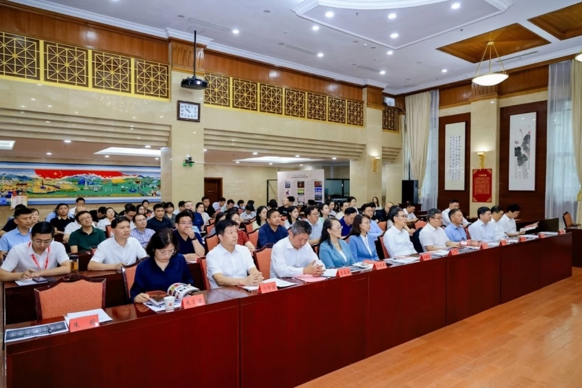 云南省红河哈尼族彝族自治州全国民族团结进步示范区建设成果展暨