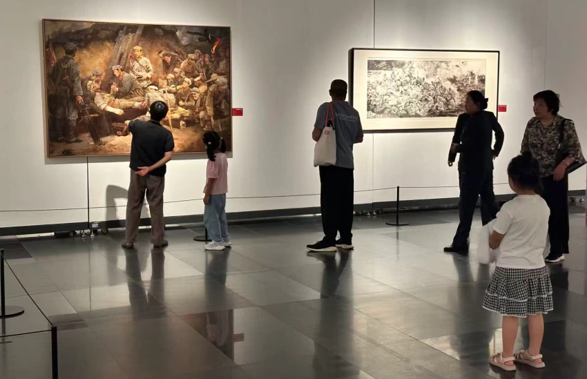 “信仰长歌”纪念红军长征胜利90周年暨弘扬长征精神作品巡展在安徽省美术馆展出(图10)