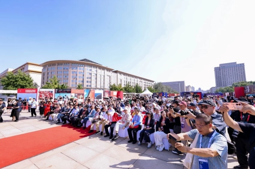 跨越山海架起光影之桥——北京摄影周2026国际交流板块精彩纷呈(图2)