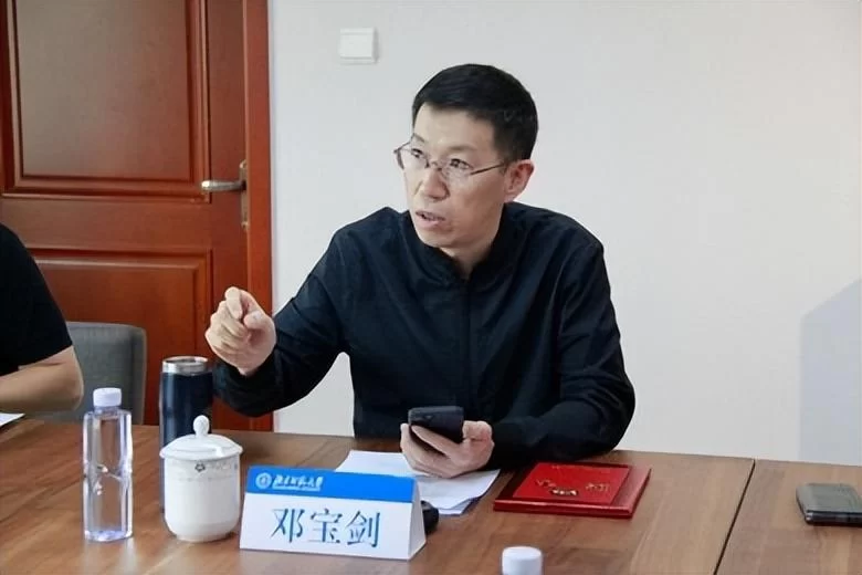 “致中和,书中轴”2024北京中轴线文创大赛书法赛道终评圆满结束(图16) “致中和,书中轴”2024北京中轴线文创大赛书法赛道终评圆满结束(图16)