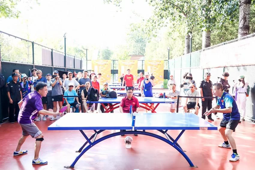 2024年东城区“国球进社区、进公园”乒乓球联赛圆满落幕(图2) 2024年东城区“国球进社区、进公园”乒乓球联赛圆满落幕(图2)