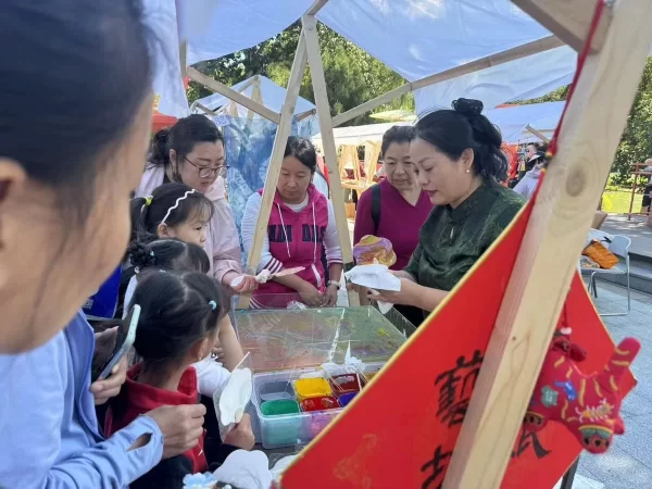 中国农业博物馆举办“丰年笑语话农耕”“中国农民丰收节”活动(图3) 中国农业博物馆举办“丰年笑语话农耕”“中国农民丰收节”活动(图3)