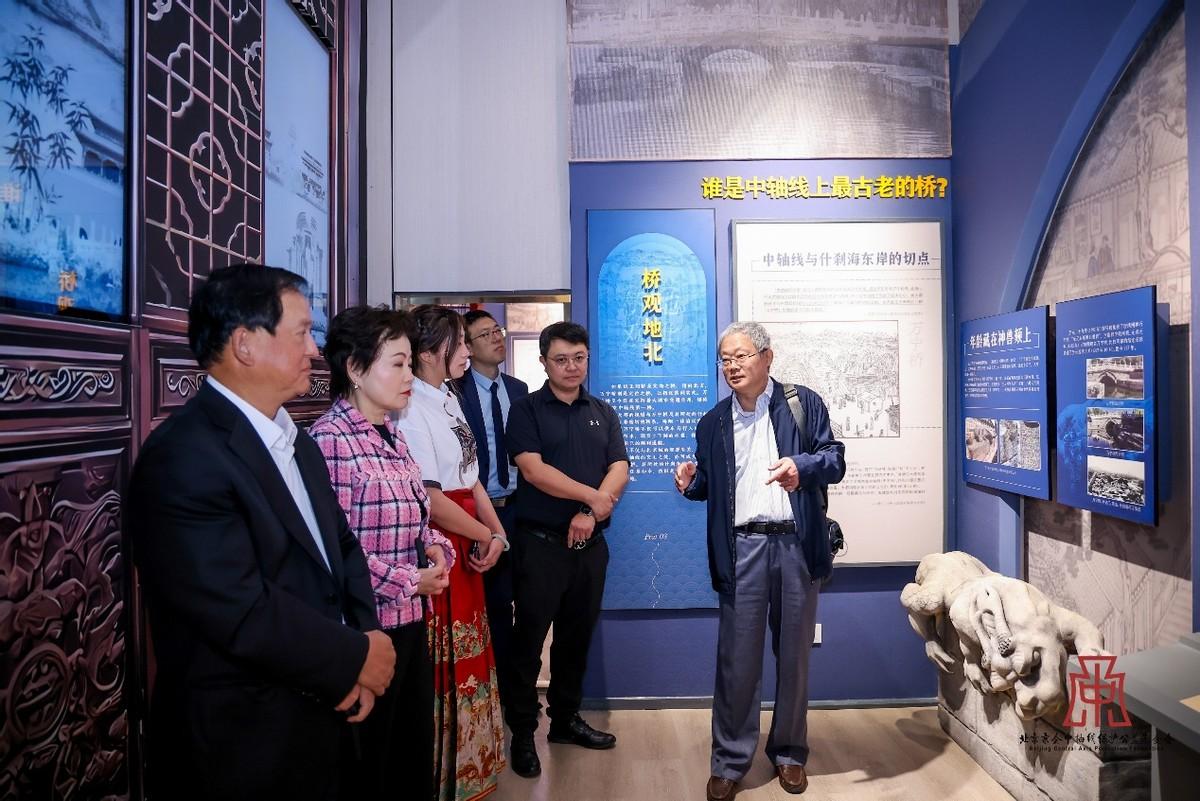 北京中轴线桥梁展开幕：中国紫檀博物馆天安门城楼模型正式亮相(图6)