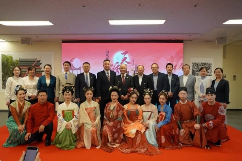 天涯共此时”陕西文化旅游推介会在日本东京诠释“国风秦韵”(图4) “天涯共此时”陕西文化旅游推介会在日本东京诠释“国风秦韵”(图4)