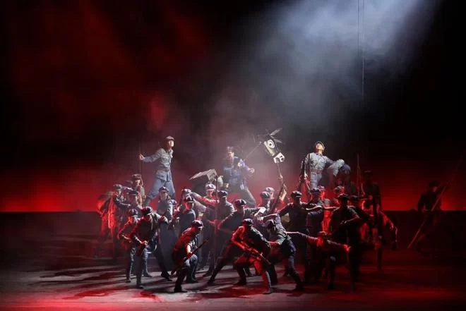 赣南采茶戏《一个人的长征》晋京展演:  展现淳朴劳动人民形象 传承红色信仰力量(图4) 赣南采茶戏《一个人的长征》晋京展演:  展现淳朴劳动人民形象 传承红色信仰力量(图4)