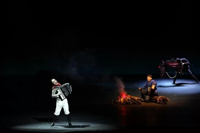 赣南采茶戏《一个人的长征》晋京展演:  展现淳朴劳动人民形象 传承红色信仰力量(图9) 赣南采茶戏《一个人的长征》晋京展演:  展现淳朴劳动人民形象 传承红色信仰力量(图9)