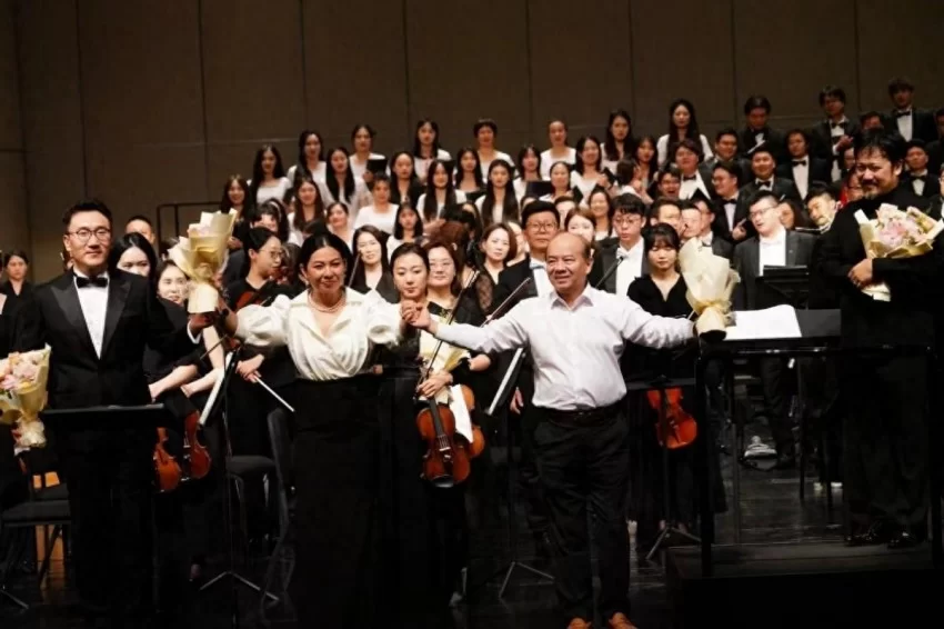 推进文化润疆战略 唱响民族英雄史诗——交响乐《玛纳斯》将于11月28日亮相北京音乐厅