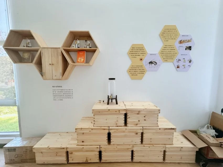 嘉兴市图书馆120周年再谱新篇,五感疗愈疗引领阅读深入精神新天地(图4) 嘉兴市图书馆120周年再谱新篇,五感疗愈疗引领阅读深入精神新天地(图4)