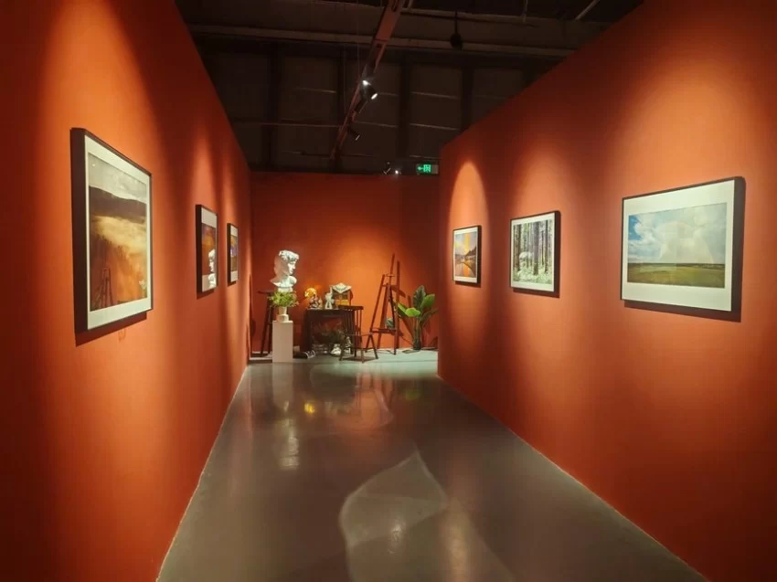 “大美伊春·魅力丰林”四季风光摄影作品展武汉站启幕(图2) “大美伊春·魅力丰林”四季风光摄影作品展武汉站启幕(图2)