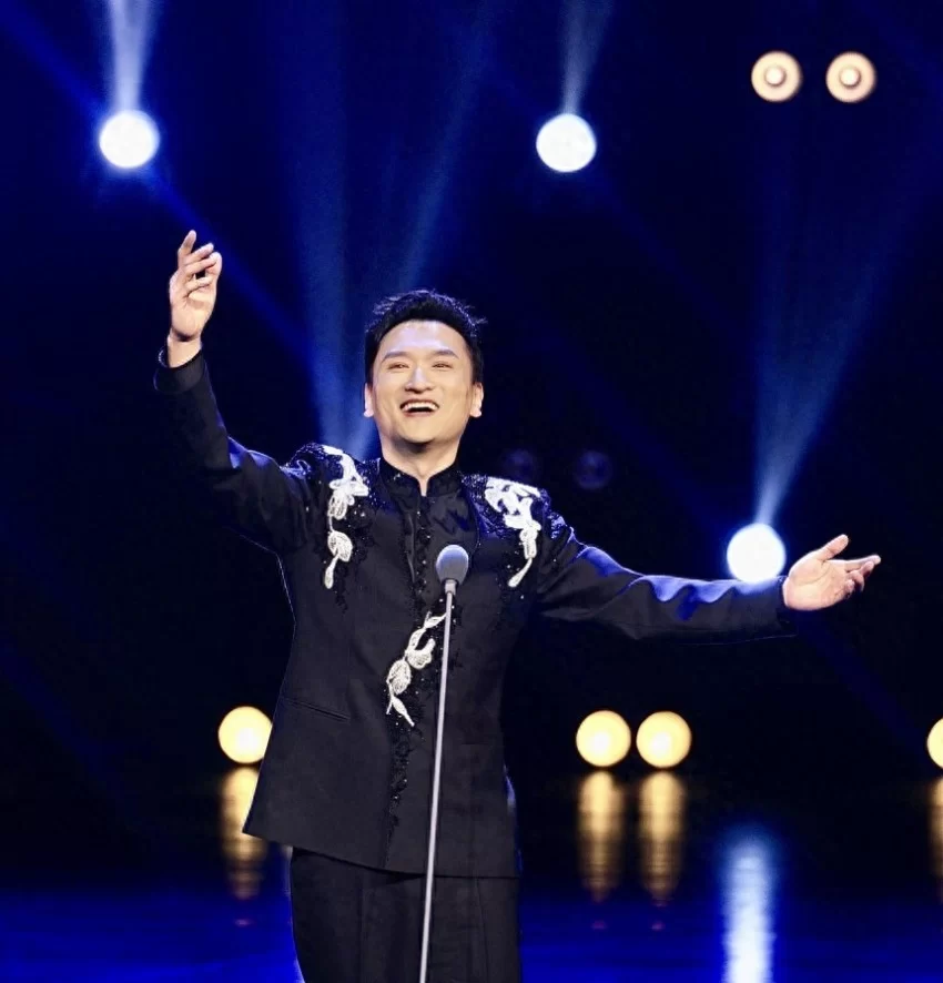 歌声润心，铁韵传情——第六届“金钟之声”音乐会圆满落幕